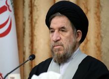 نماینده مجلس:ای سلبریتی های وطن‌فروش و دین فروش چرا نان و نمک انقلاب را خوردید و نمکدان شکستید/ هنرمندنماها دعوت به شورش می‌کنند/ وزارت ارشاد و صدا و سیما نباید به چنین سلبریتی‌های خائن، وطن فروش و دین فروش میدان دهند