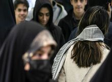 کارشناس تلویزیون: آمار کشف حجاب سر در زنان به صورت چشمگیری افزایش یافته است!