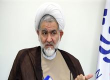 نوروزی: انتشار فیلم‌های دوربین اوین ناشی از یک اشتباه استراتژیک بود/ زندانی‌ای که در فیلم روی زمین کشیده می‌شد معتاد بود و خود را به غش‌ کردن زده بود/ در ایران «شکنجه» روتین نیست
