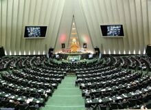 موسوی لارگانی از طرح سوال منصرف شد  / رحمانی فضلی توانست با توضیحاتش نماینده سئوال کننده را قانع کند