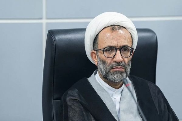 سلیمی، عضو هیات رئیسه مجلس: مجلس درباره غنی‌سازی ۶۰ درصد قانون دارد، غنی سازی را کنار نمی گذاریم/ به هیچ وجه تنگه هرمز به شرایط قبل از جنگ باز نمی گردد/ طرح مجلس برای کنترل تنگه هرمز اجرایی می شود/ انتقام و قصاص از سران آمریکا  کنار گذاشته نخواهد شد