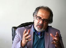 مهدی مطهرنیا: با یک تلفن از دانشگاه آزاد قم اخراج شدم