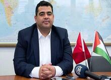 پسر هنیه: رهبر انقلاب خیلی از شهادت پدرم متاثر بودند
