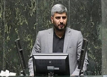 خزایی، نماینده مجلس: پایگاه‌های آمریکا منهدم شد و ناوهایش فرار کردند