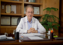 مسعود مردانی: تعداد زیادی از بیماران کرونایی سالمند در صف‌های واکسیناسیون مبتلا شده‌اند/ هیچکدام از واکسن های ایرانی برای تاییده سازمان جهانی بهداشت اقدام نکرده اند
