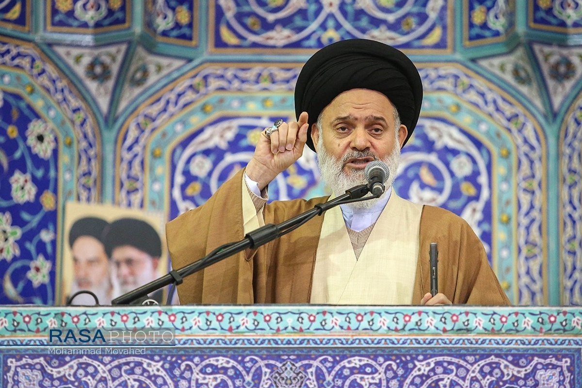 نایب رئیس مجلس خبرگان رهبری: مقام معظم رهبری تنها رهبری است زمانی که سخنرانی دارند، تمام حاکمان دنیا همزمان آن را گوش می‌دهند