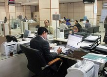 جزئیات مصوبه تغییر ساعت کاری دستگاه‌های اجرایی از اول دی / ساعات کاری دستگاه‌های اجرایی در شهر تهران از ساعت ۸ تا ۹ صبح تا ساعت ۱۴ تا ۱۵ / ساعات کاری واحد‌های استانی از ساعت ۸ صبح تا ۱۴ / واحد‌های آموزشی، بهداشتی و شعب بانک‌ها مشمول این تغییر نیست