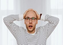 وقتی مغزمان سر خود موسیقی پخش می‌کند؛ چگونه از شر کرم گوش خلاص شویم؟