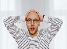 وقتی مغزمان سر خود موسیقی پخش می‌کند؛ چگونه از شر کرم گوش خلاص شویم؟