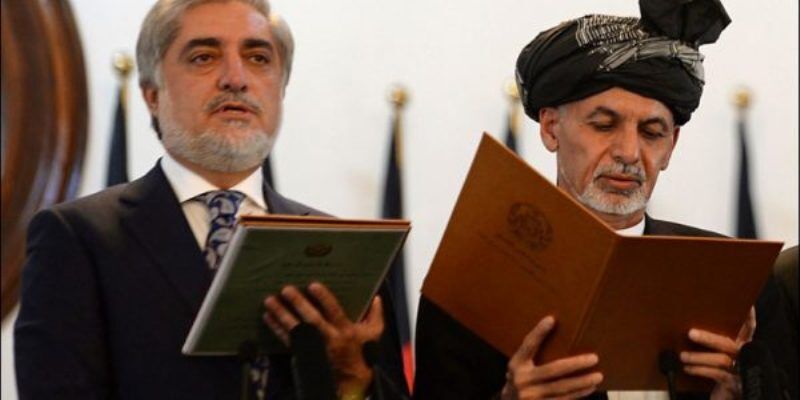 اشرف غنی و عبدالله به عنوان رییسان جمهوری افغانستان سوگند خوردند!