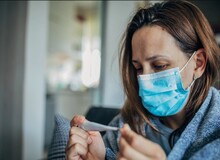 ۳۷ درصد افراد ٦  ماه پس از ابتلا به کرونا همچنان علائم دارند