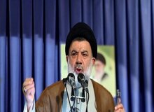 امام جمعه خرم‌آباد: کسانی که برای مذاکره با آمریکا نقل در دهان می گذارند اما راه نجات کشور مذاکره با آمریکا نیست/ یک نفر از شیفتگان امام در نیجریه ۲۰ میلیون نفر را شیعه کرده که معجزه امام است