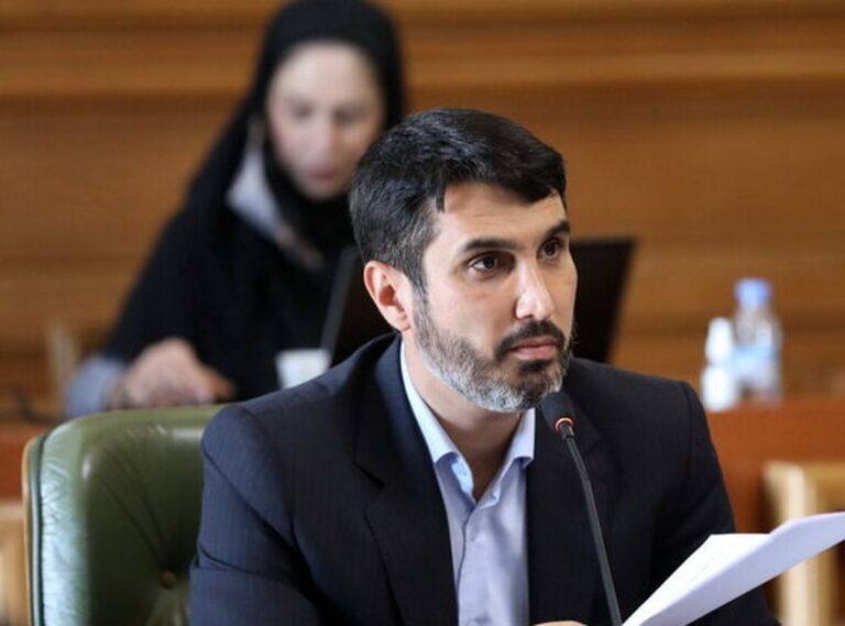 رییس کمیسیون شهرسازی شورای شهر: شهرداری تهران در جهت عملکرد خود نظرسنجی برگزار کند / اگر نظر سنجی ها نشان داد پرسنل از عملکرد مدیریت شهری رضایت ندارند، باید تغییرات لازم صورت گیرد