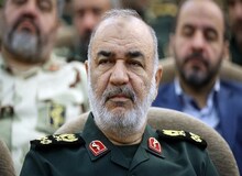 فرمانده کل سپاه: ما مشکلات اقتصادی داریم، اما این مشکلات در آمریکا هم وجود دارد / کسی فکر نکند که ارسال نفت به لبنان رایگان است
