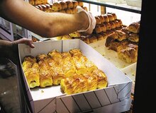 شیرینی شب یلدا گران می شود؟