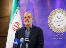  وزیر کشور: کوتاهی در نماز را گزارش کنید/ ملاک ارزیابی ما در پذیرش مسئولیت‌ها امر نماز است