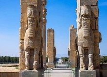 «تخت‌جمشید» تعطیل شد