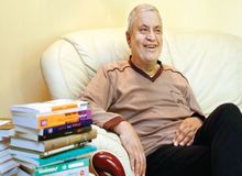 سعید حجاریان:  اصلاح طلبان منتظر حذف از پست های  دولتی ، قطع‌شدن مواهب، تنگ‌تر شدن فضای رسانه، فیلترینگ و تجسس‌های مضاعف باشند/ اصلاح طلبان بعد از این طوفان احیاء می شوند و مانند درخت استوار خواهد شد/نسل جدید اصلاح طلبی باید احیاء  شود 