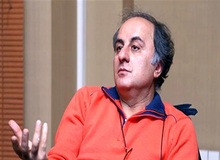 کارگردان سینما: این آقایان جبهه پایداری و جوانان تندرو مدام نق می‌زدند که خانواده‌ها نمی‌توانند فیلم‌ها را ببینند؛ اما حالا این فیلم‌های روی پرده را ببینید که شوخی بند تنبانی و پایین تنه‌ای دارند