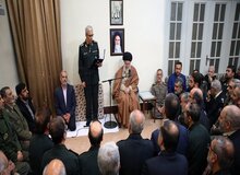 برگزیدگان جشنواره مالک اشتر با فرمانده کل قوا دیدار کردند