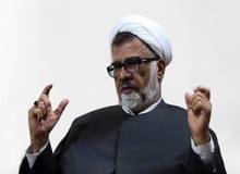 حجت الاسلام: موتورسواری برای زنان هیچ منع شرعی ندارد/ برخی جاهل‌ و چاپلوس می‌خواهند در ظاهر شرع دستکاری کنند