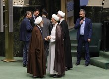 روزنامه حامی قالیباف، پایداریچی‌های مجلس را «جریان بدنام» خواند