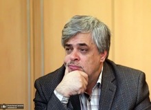 کنایه مهاجری به سکوت جناح های سیاسی دربرابر ضد ایرانی اردوغان/ کفن پوشان مقابل سفارت خانه کجا هستند؟!