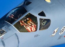 تصاویر پرواز بمب افکن آمریکاییB-۱B Lancer بر فراز تنگه هرمز