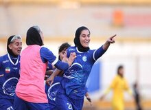واکنش ستاره استقلال به پخش زنده فوتبال زنان