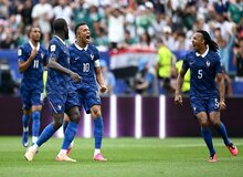 فرانسه به جمع ۸ تیم برتر رسید