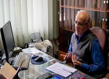 حسن سبحانی: افزایش حقوق مثل ریختن بنزین روی آتش تورم است/ کاهش قدرت خرید موجب می‌شود نرخ‌های مالیاتی مشقت‌آور باشند/ بودجه اصولا تورم‌زاست، چون تقاضا ایجاد می‌کند