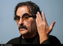 واکنش شهرام ناظری به کنسرت خیابانی: موافق هر رویدادی هستم که باعث خوشحالی مردم شود/ اما آیا با برگزاری کنسرت‌های خیابانی یورو و دلار ارزان می شود

