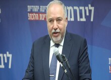 لیبرمن: یک مسئول امنیتی گفته تل‌آویو مسئول حادثه نطنز بوده/ تایمزِ اسرائیل: منظور لیبرمن، یوسی کوهن، رئیس موساد است