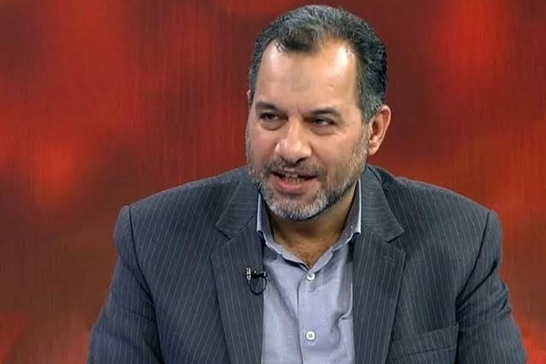 بانکی پور، نماینده مجلس:تا وقتی ترامپ قلدرمآبانه تهدید می‌کند آتش بس معنا ندارد/ تعریف مسئولان ما از دیپلماسی، دیپلماسی مبارزاتی نیست/ امیدواریم رفتار مذاکراتی تیم مذاکره‌کننده اصلاح شود/ تعطیلی مجلس با انتظارات رهبری همخوانی ندارد