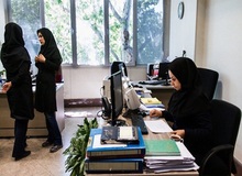 تعداد کارمندان دولت کم می‌شود