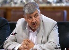 مشاور علی لاریجانی:  لاریجانی باید چندماهی ریکاوری شود و بعد درباره کاندیداتوری در انتخابات ریاست جمهوری تصمیم می‌گیرد/ احمدی‌نژاد بدون توجه به نظر شورای نگهبان حتما می‌آید/ جلیلی کاندیدای ریاست جمهوری نمی شود