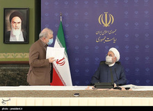 وزیر بهداشت: از یک میلیارد دلاری که رهبری با برداشت آن از صندوق توسعه موافقت کردند، به جز سهم کوچکی، نگرفته‌ام / نمی‌دانم برای کدام کار مهم‌تر گذاشته‌اند؟
