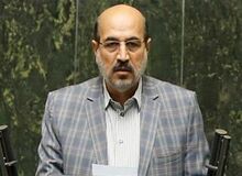 عضو کمیسیون صنایع مجلس: مردم در خانه های خود ۶۰ میلیارد دلار ارز دارند؛ برای واردات خودرو  از همین ارزها استفاده کنند