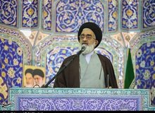 نماینده‌ ولی فقیه در قم: پلیسِ جمهوری اسلامی به آخرت مردم هم کار دارد چون باید مقدمات ظهور امام زمان (عج) را فراهم کند
