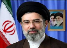 آیت الله خامنه‌ای: عهد می‌بندیم که انتقام خون رهبر شهید و همه‌‌ی شهیدان این دو جنگ را از قاتلین جنایتکار و بی‌آبرو بگیریم