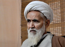 انتقاد آیت‌الله حائری شیرازی: چرا مجتهدین برای عدم استعمال سیگار فتوا نمی‌دهند؟