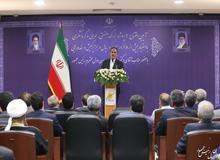جهانگیری: دولت دوازدهم بدنبال ثبات اقتصادی در کشور است/ نمی توان با سرو صدا مانع از انعقاد قرارداد و جذب سرمایه خارجی در بخش نفت و گاز شد
