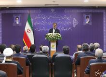 جهانگیری: دولت دوازدهم بدنبال ثبات اقتصادی در کشور است/ نمی توان با سرو صدا مانع از انعقاد قرارداد و جذب سرمایه خارجی در بخش نفت و گاز شد
