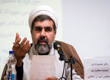 رئیس کمیسیون حقوقی و قضایی مجلس: کسانی که می‌گویند شرایط محسن شکاری مصداق ماده ۱۵۷ بوده برای خودشان می‌گویند/ حکم بابک زنجانی مشروط است/ اعدام محسن شکاری، اولین قدم در رساندن اغتشاش‌گران به سزای اعمالشان بود