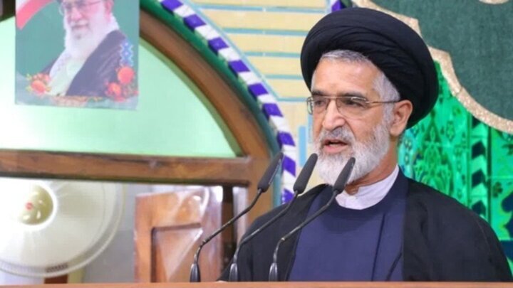 محمدی، امام جمعه یزد: مشکلات معیشتی و خشکسالی، نتیجه غفلت از استغفار است 