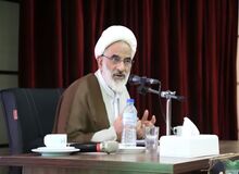 حاجی صادقی: دشمنان۳۰ سال کار کردند کاریزمای رهبری را کاهش دهند/ دشمنان از کودکستان تا دانشگاه، از بازار تا شبکه‌های اجتماعی مقابل انقلاب جبهه تشکیل داده اند/ می خواهند انقلاب اسلامی را نه از بیرون بلکه از درون بشکنند
