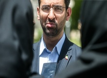 پاسخ آذری جهرمی درباره بیت کوین/ برای ۸۷۰  مزرعه استخراج ارز دیجیتال پروانه فعالیت صادر شده است
