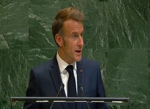 مکرون: ایران باید بین همکاری کامل با آژانس انرژی اتمی یا بازگشت تحریم‌ها یکی را انتخاب کند