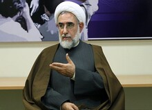 منتجب‌نیا: برخی روحانیونِ حکومتی برای رسیدن به امیال دنیوی، تملق و چاپلوسی را رویه کار خود قرار داده‌اند/ با این اظهارات برخی ائمه جمعه، نماز جمعه اگر برگزار نشود بیشتر به نفع اسلام است/ متاسفانه دین را سپر بلای خود قرار داده ایم
