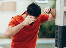 ۸ راهکار مهم برای از بین بردن سرگیجه تابستانی و گرمازدگی 